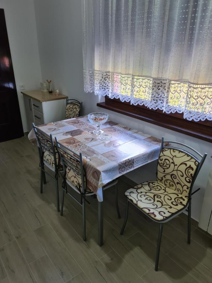 In Pavlovic Lägenhet Banja Koviljača Exteriör bild
